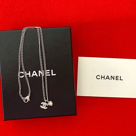 Chanel Coco Mark Necklace - Picture 1 of 6
